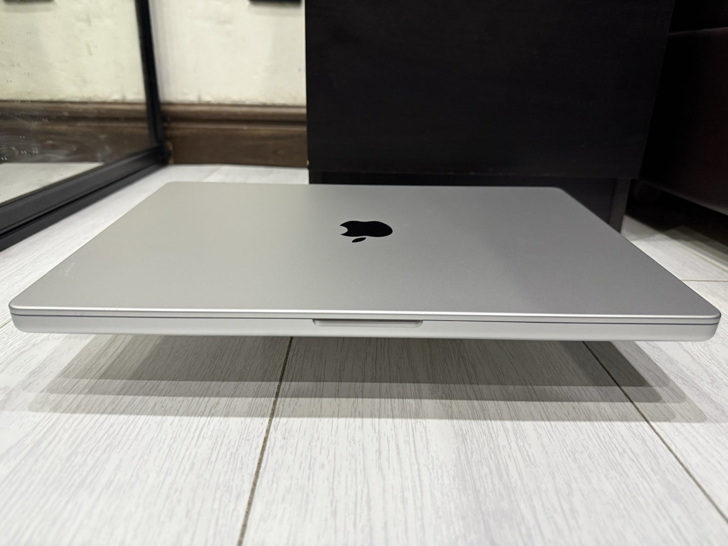 Apple MacBook Pro Retina 16" 2021 - 512GB SSD 16GB Ram - 10C CPU 16C GPU M1 Pro